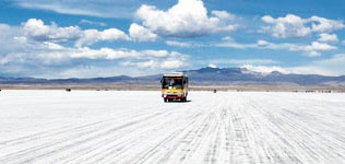 La Paz - Uyuni Salt Lakes